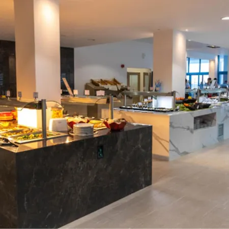 Отель Kamari 4*