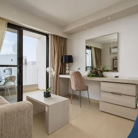 Hotel Kamari