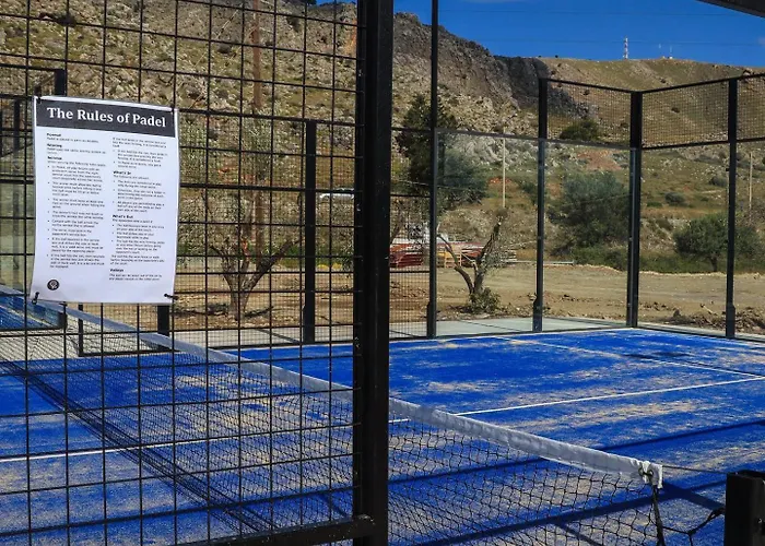 Отель Kamari 4*