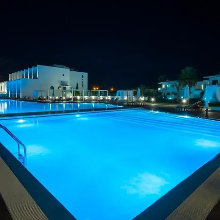 Hotel Kamari 4*