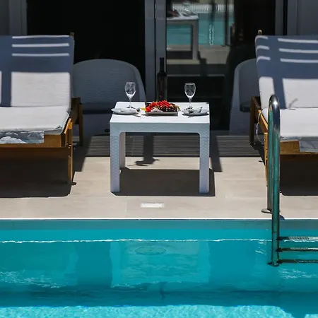 Hotel Kamari 4*