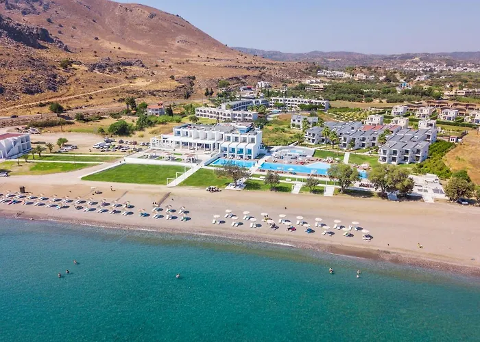 Hotel Kamari 4*