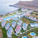 Kamari Hotel