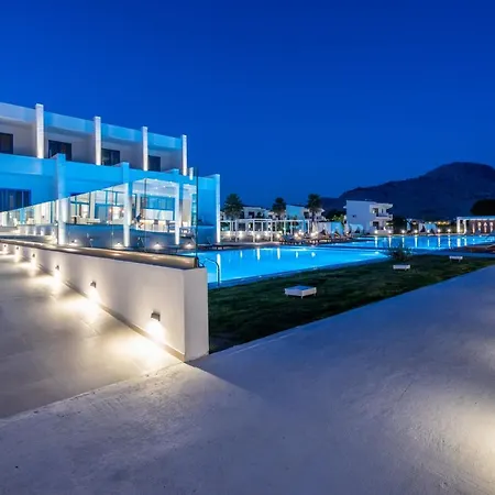 Kamari Hotel 4*