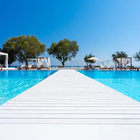 Hotel Kamari 4*