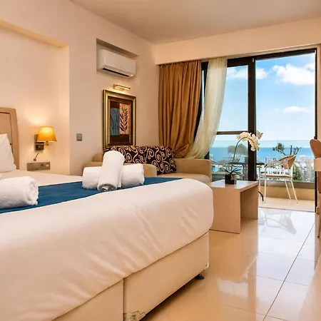 Kamari Hotel 4*
