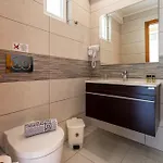 Kamari Hotel